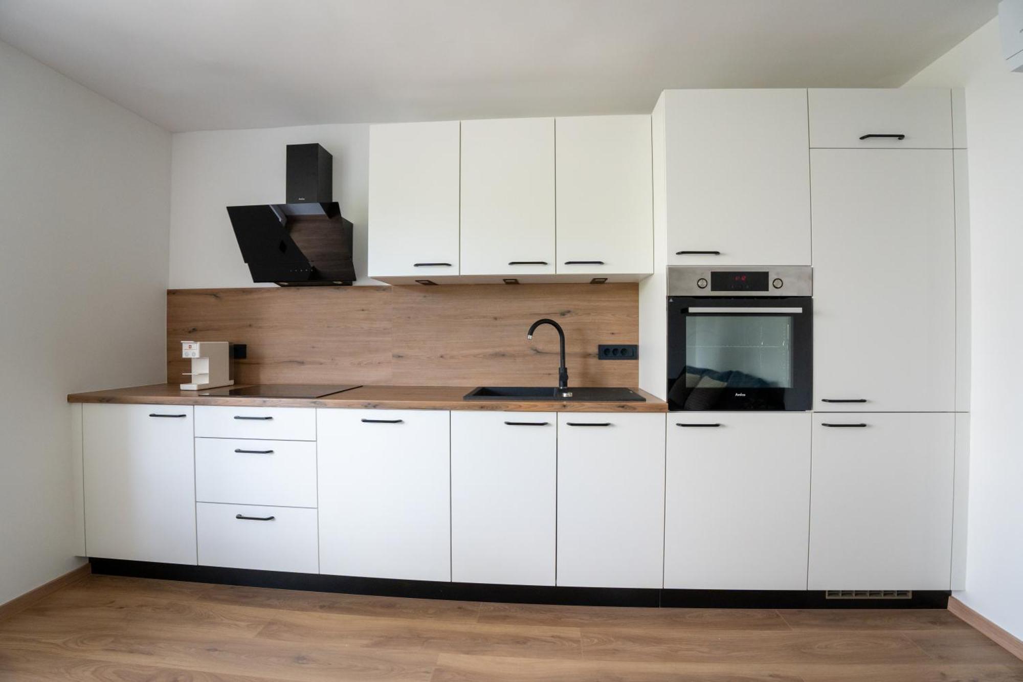 Residence Black&White Любляна Номер фото