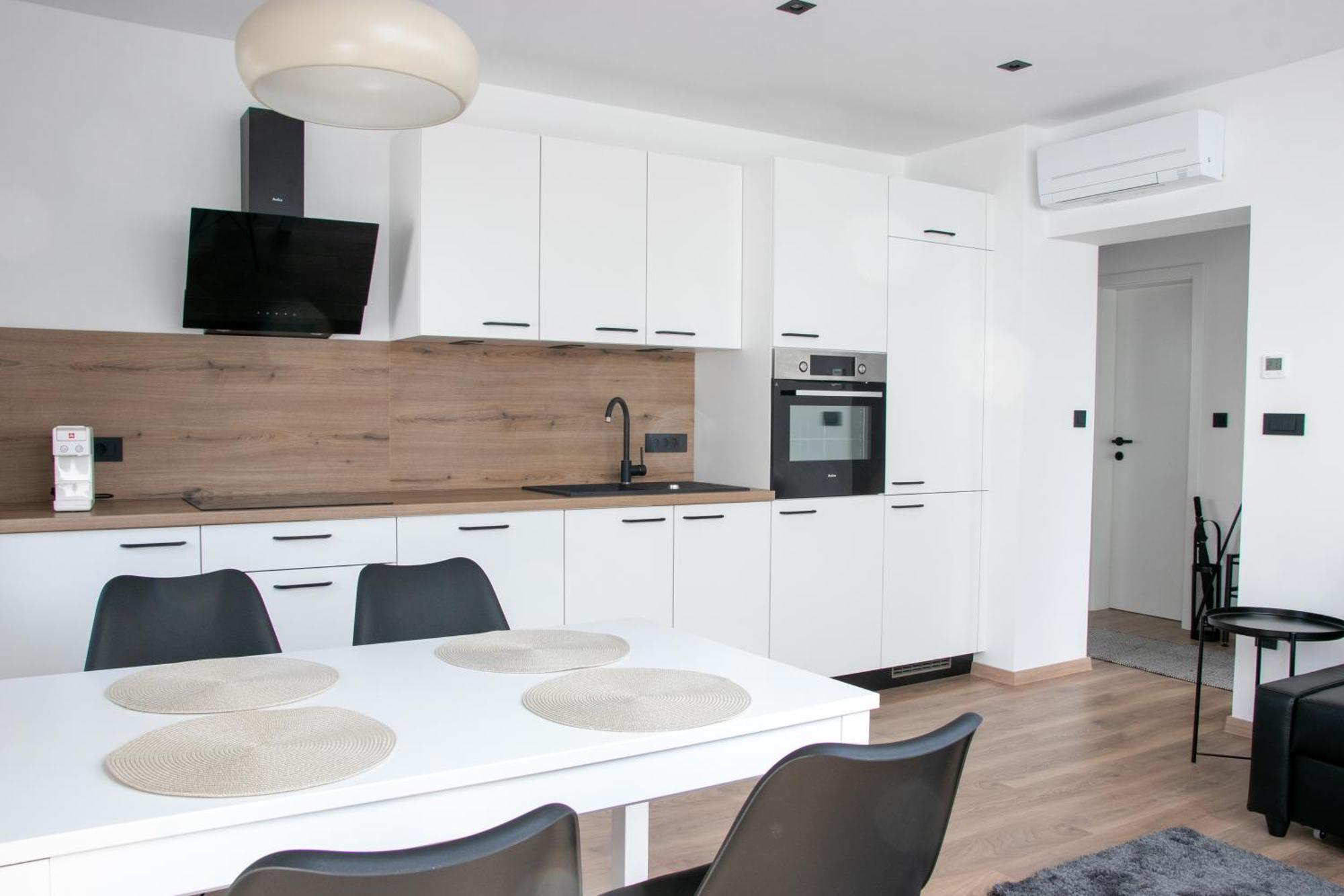 Residence Black&White Любляна Номер фото