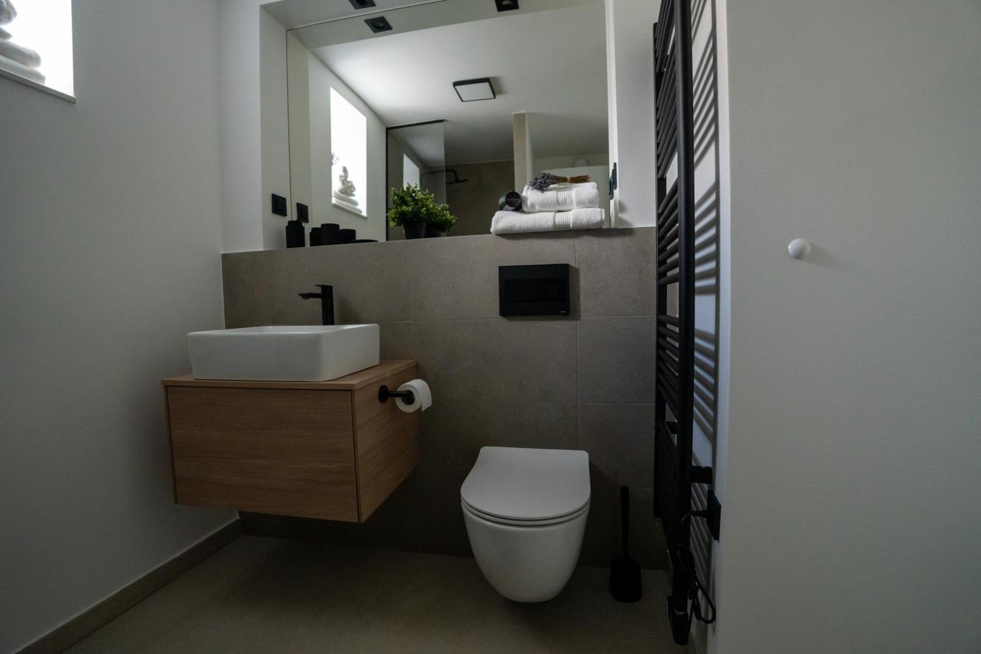 Residence Black&White Любляна Номер фото